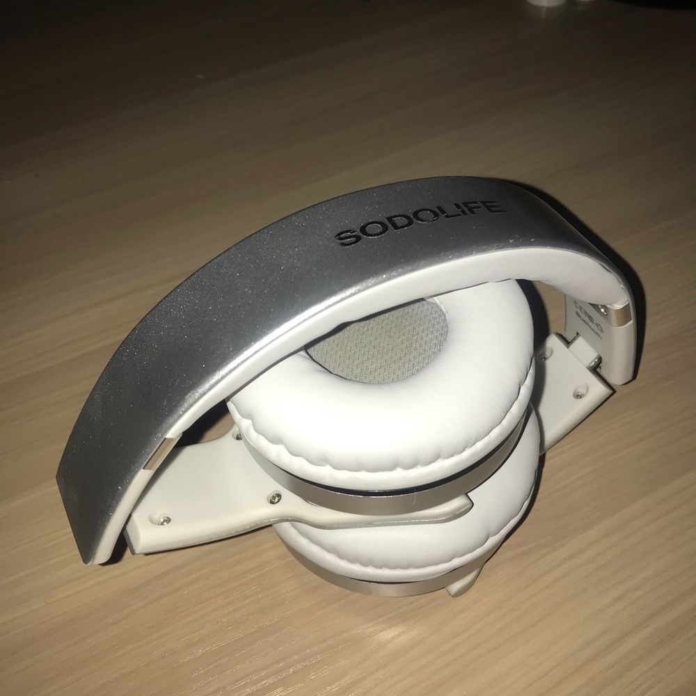 Sodolife Bluetooth Speaker/Headphones